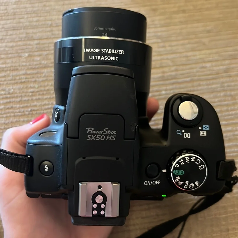 Canon Powershot SX50 HS Digital Camera and Case Logic Bag
